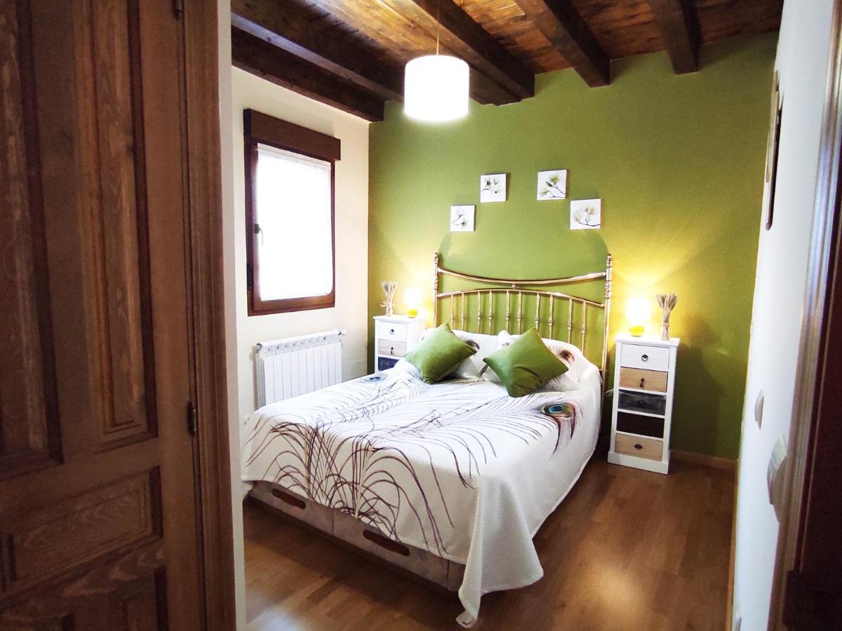 Del Abuelo Casa Rural Pradena del Rincon Bagian luar foto